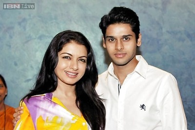 I don't want to do regressive roles, says Bhagyashree