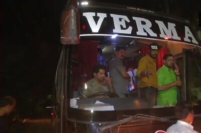 'Resort Politics' Begins in MP as Cong, BJP Move MLAs to Unknown Locations Under Threat of 'Poaching'