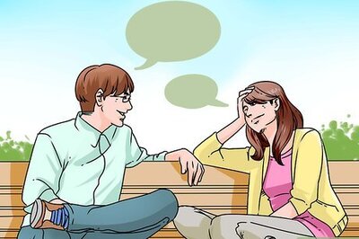 How to Romantically Hug a Woman