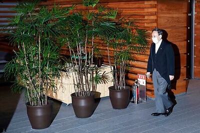 New Japanese Cabinet Retains Most Key Ministers