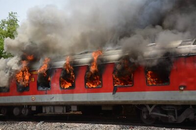 Andhra Pradesh Superfast Express Catches Fire Near Gwalior, No Injuries Reported