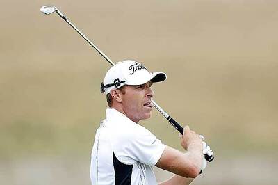 Coetzee holds lead halfway through Tshwane Open