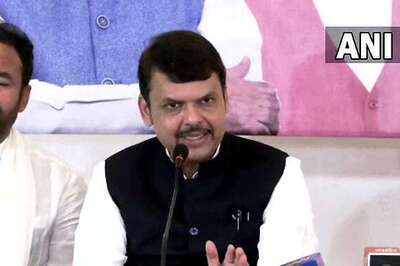 Shiv Sena Has Become Pseudo-secular, Says Fadnavis Citing Calendar in Urdu