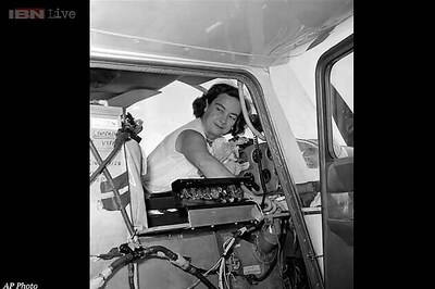 Geraldine Mock, first woman to fly solo around the world, dies at 88