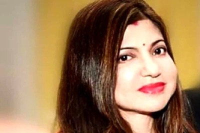 Alka Yagnik Suffers from Rare Hearing Loss Caused by Viral Infection: What are the Symptoms? Can It Be Cured?