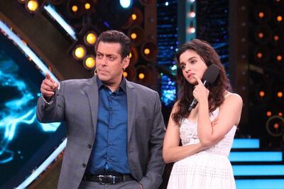 Bigg Boss 10, Day 35: Alia Bhatt Brightens Up The House, Lokesh Gets Evicted