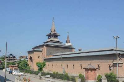 Eid Prayers Disallowed at Srinagar's Jama Masjid 6th Time in a Row