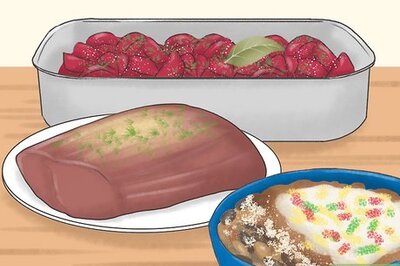 How to Enjoy New Year's Eve at Home With Your Family