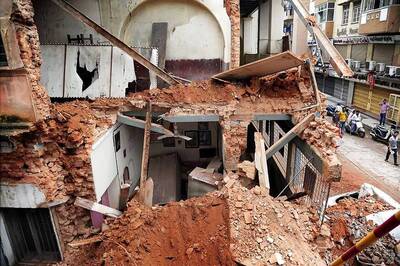 Pune Wall Collapse: Civic Body Suspends Registration of Two Firms