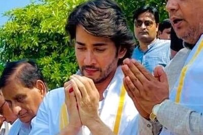 Mahesh Babu Immerses His Mother Indira Devi's Ashes in Haridwar; Pics Go Viral