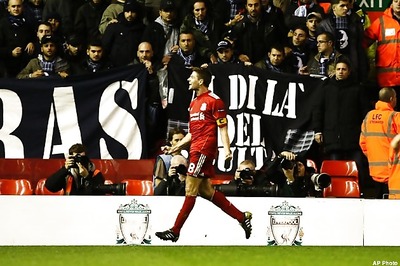 Liverpool eager to extend Steven Gerrard's contract