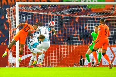 Netherlands Beats Norway 2-0 To Qualify For World Cup
