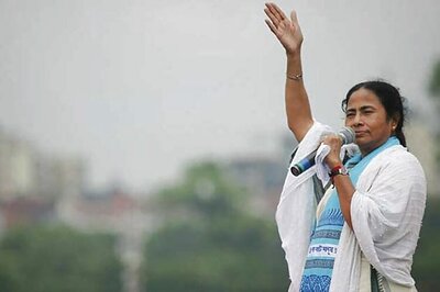 Mamata Banerjee skips PM meet on land bill, says following alternative policy