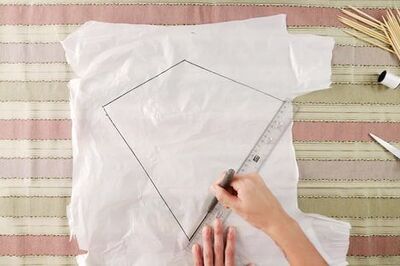 How to Make a Kite Out of a Plastic Bag