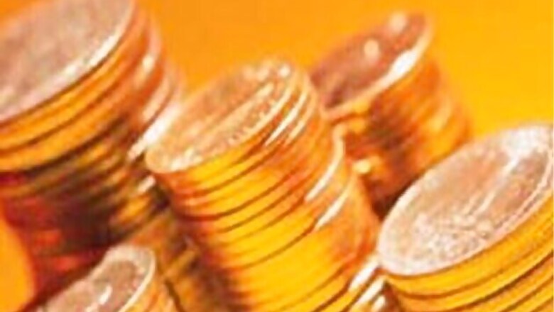 No move to ban banks from selling gold coins: RBI