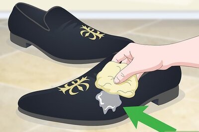 How to Clean Velvet Shoes