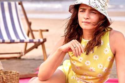 Here’s You Can Elevate Your Wardrobe With These 90’s Staple Outfits