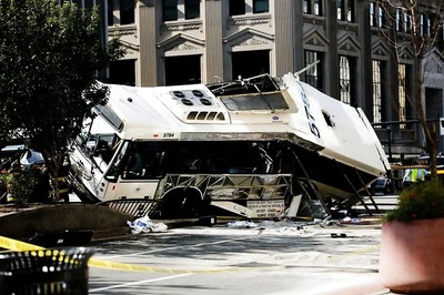 10 Killed, 32 Injured in Bus Crash in China