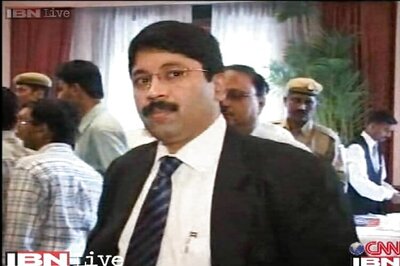 SC extends stay on Dayanidhi Maran's arrest in Telephone exchange case