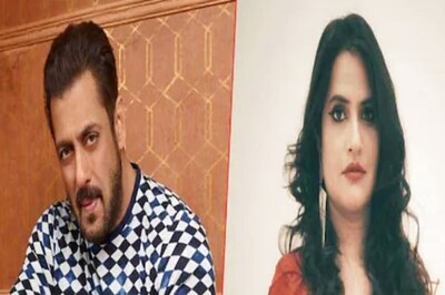 Singer Sona Mohapatra Takes on Salman Khan Fan For Calling Her Eunuch