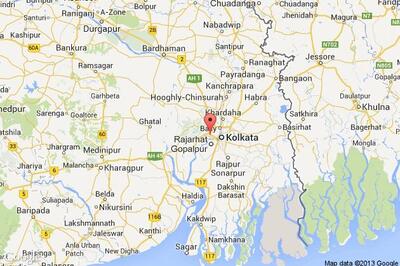 Over 200 alleged TMC activists heckle EC official in Howrah