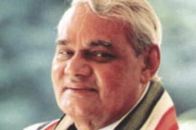  Vajpayee quits active politics