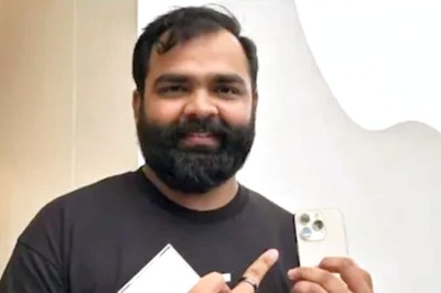 'I've Been Here Since 4:30 AM': Meet Delhi-NCR's First iPhone 16 Owner