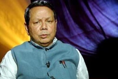 Govt to deal 'firmly' with '93 riots guilty