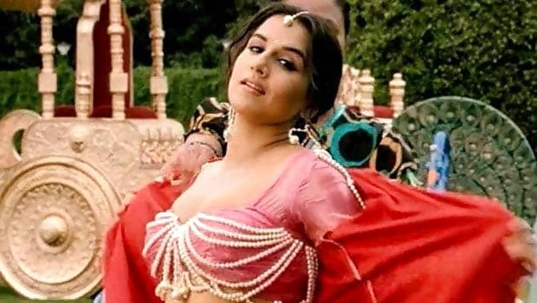 B'wood gives mixed response to censor cuts on TV