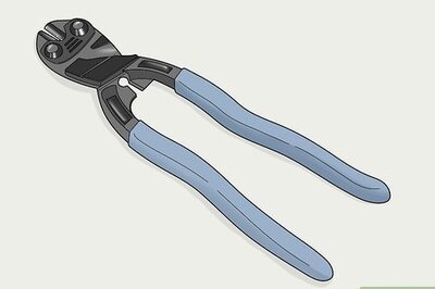 How to Cut Chain Link Fence