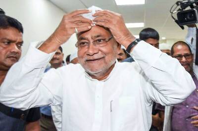 ‘Do You Call It a Letter?’ Nitish Kumar Continues Tirade Against Aide Pavan Varma