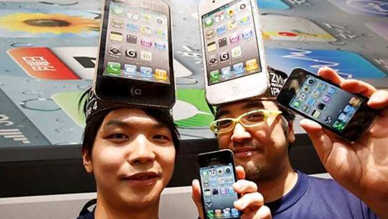 Apple sells 1.7 million iPhone 4s in three days