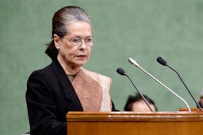 News18 Daybreak |  Sonia Gandhi to Chair Meeting of Congress Top Brass Today and Other Stories You Need to Watch Out For