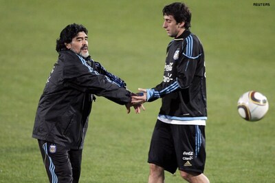 Milito, Zanetti in for Argentina against Spain