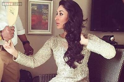 Look of the day: Kareena Kapoor channels vintage glamour in  Faraz Manan  couture