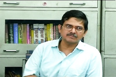 IPS officer Amitabh Thakur moves court as no FIR filed against Mulayam