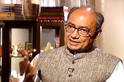 RSS gives training in making of bombs: Digvijaya Singh