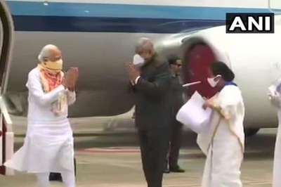 Mamata Meets Modi on Cyclone Amphan Damage, Serves Up Reminder on Federal Structure