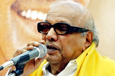 Karunanidhi flays Modi for attacking DMK