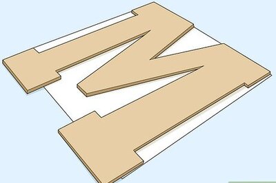 How to Decorate Wood Letters