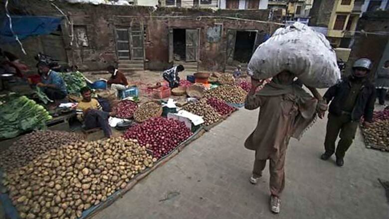 Kelkar panel suggests subsidies cut, govt says no