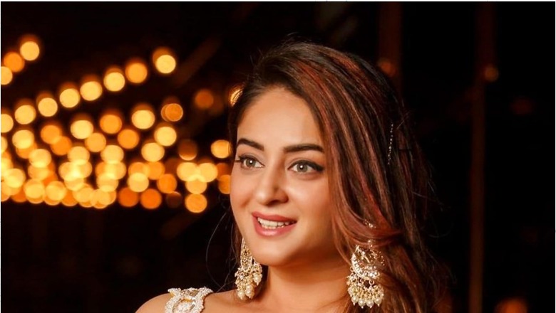 Mahhi Vij Alleges Getting Rape Threats From Man Who Also 'Banged Her Car' | Deets Inside
