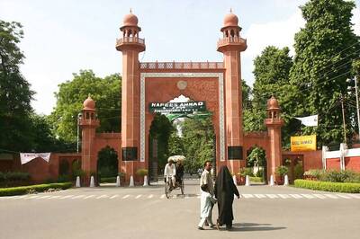 Right-wing Leaders Allegedly Seek Ban on Burqas, Skull Caps in AMU, Students Lodge Complaint