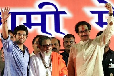 Bandh in Maharashtra on Monday to pay homage to Thackeray