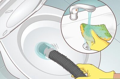 How to Remove Metal Scratches From a Porcelain Toilet Bowl