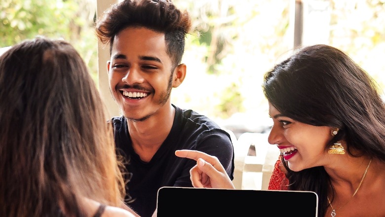 Real-time Data of Courses, College Preferences Now Available on DU Website