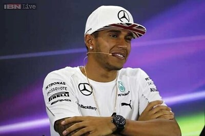 Advantage for Lewis Hamilton in Abu Dhabi practice