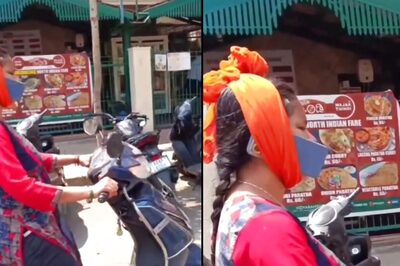 'Nothing Funny': Bengaluru Woman's Phone 'Jugaad' on Scooter Raises Safety Concerns