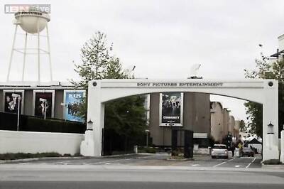 Hackers threaten 9/11-type attacks; Sony tells theatres they don't have to screen 'The Interview'