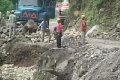Jammu and Kashmir Highway blocked due to landslides